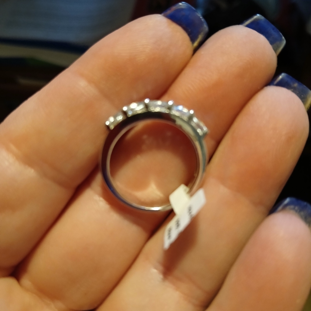 SS BLUE TOPAZ RING SIZE 6 - Picture 3 of 4